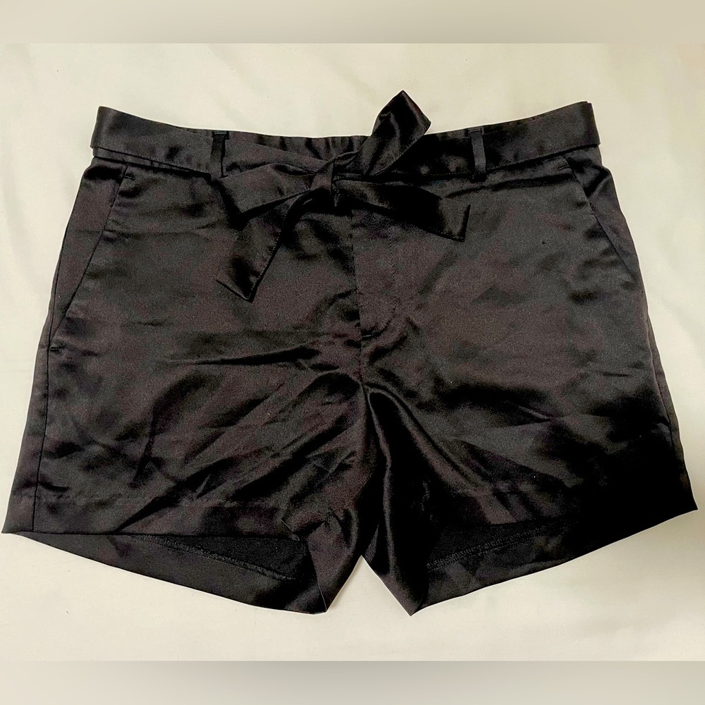Banana Republic Factory Tie-Waist Tailored Short